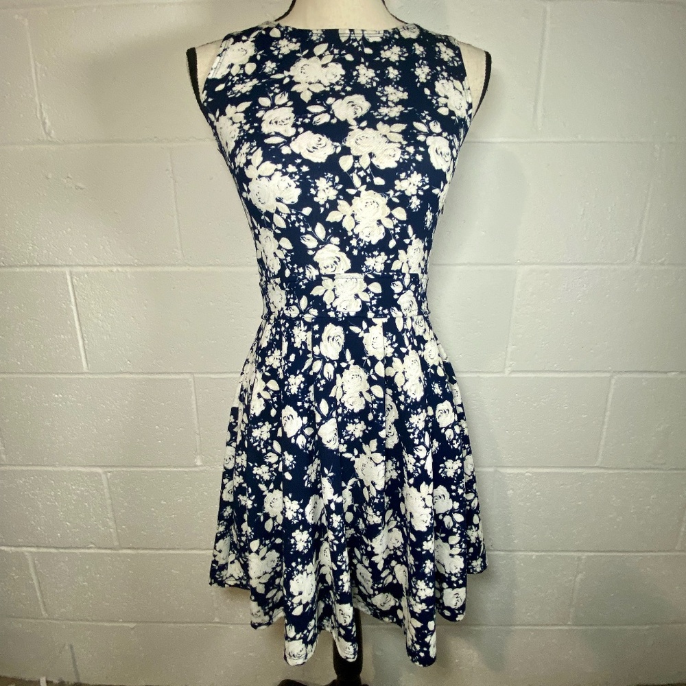 Xhilaration Navy & White Floral Dress with Open Back